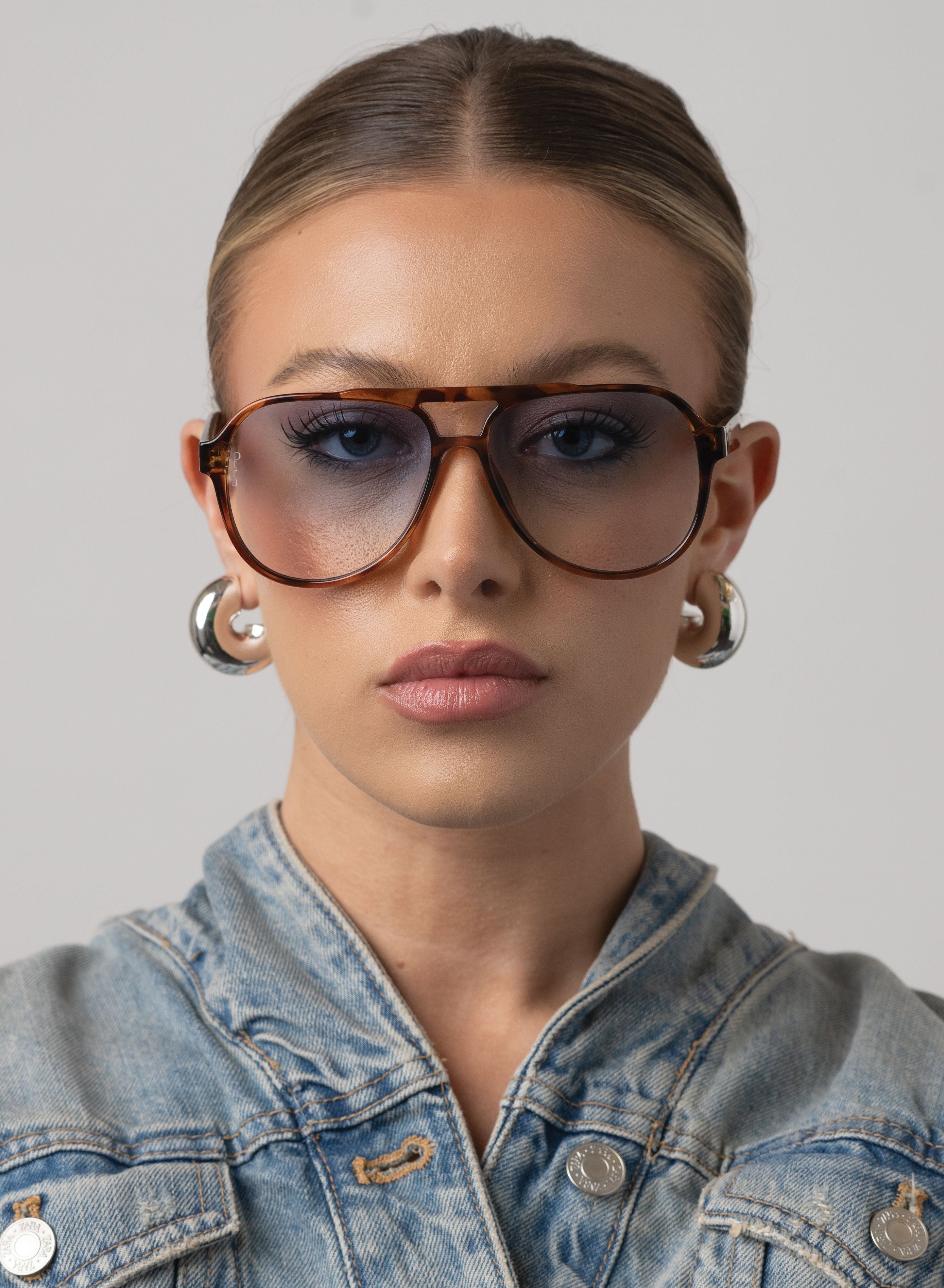 Stevie Tortoiseshell Blue Fade Lens Sunglasses