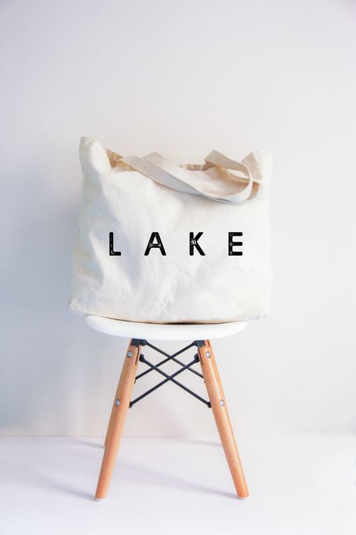 The perfect tote for the lake, errands, grocery shopping, etc.  Cute & Casual, it's prefect for every day!  Lake XL Tote Bag *Measures 20