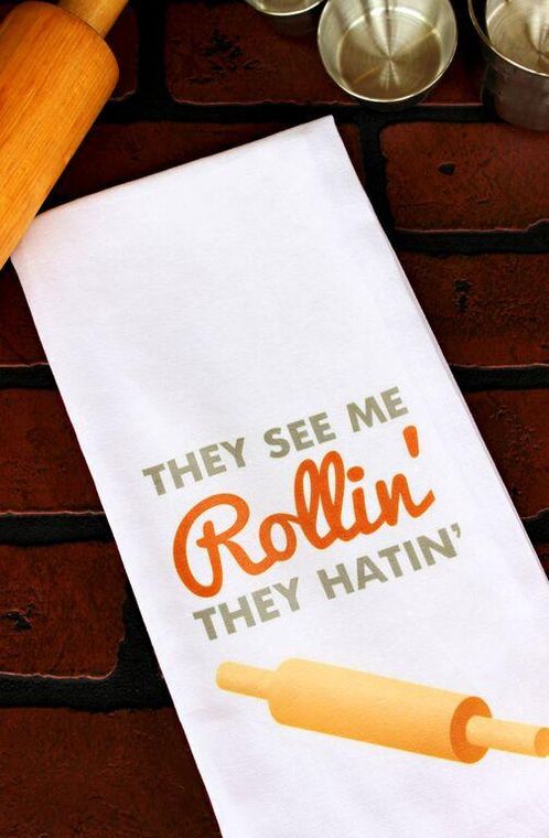 Put some color and laughs in your Kitchen remembering your favorite songs with this cute towel! They See Me Rollin' They Hatin' Kitchen Towel, Tea Towel, Flour Sack *Measurements 28 inch W x 29 inch L *100% Cotton